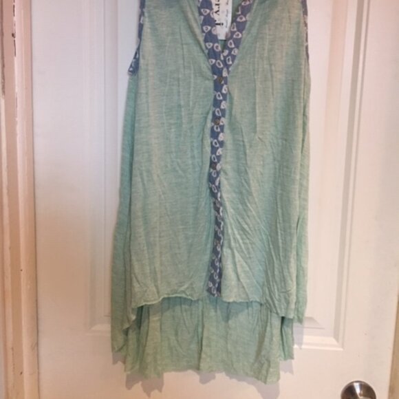 Long sleeveless blouse - Picture 2 of 7